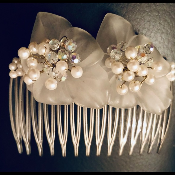 Neiman Marcus Renaissance gemstone cross❣️HOST PICK Multicolor rhinestones Gold - Picture 14 of 16